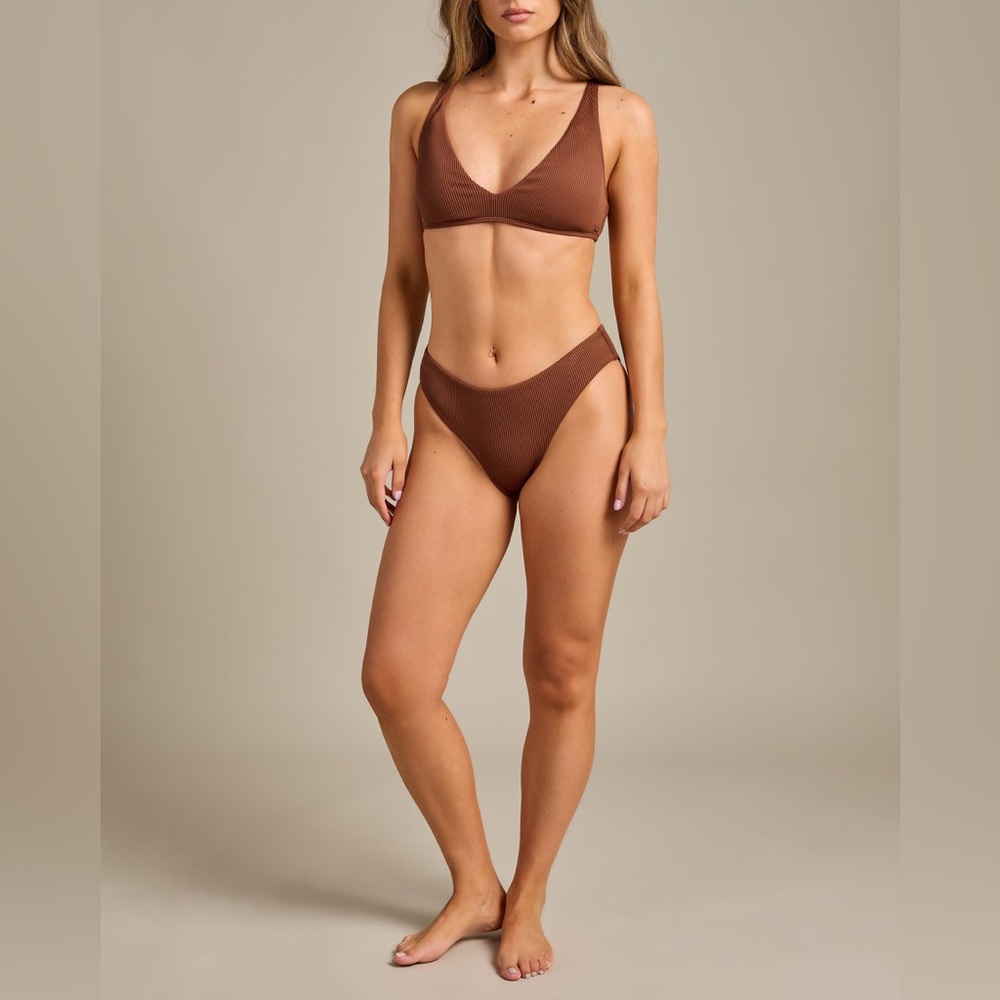 Roxy Rich Chocolate Brown Ribbed Love the Oceana V neck Bikini Set - Picture 12 of 13